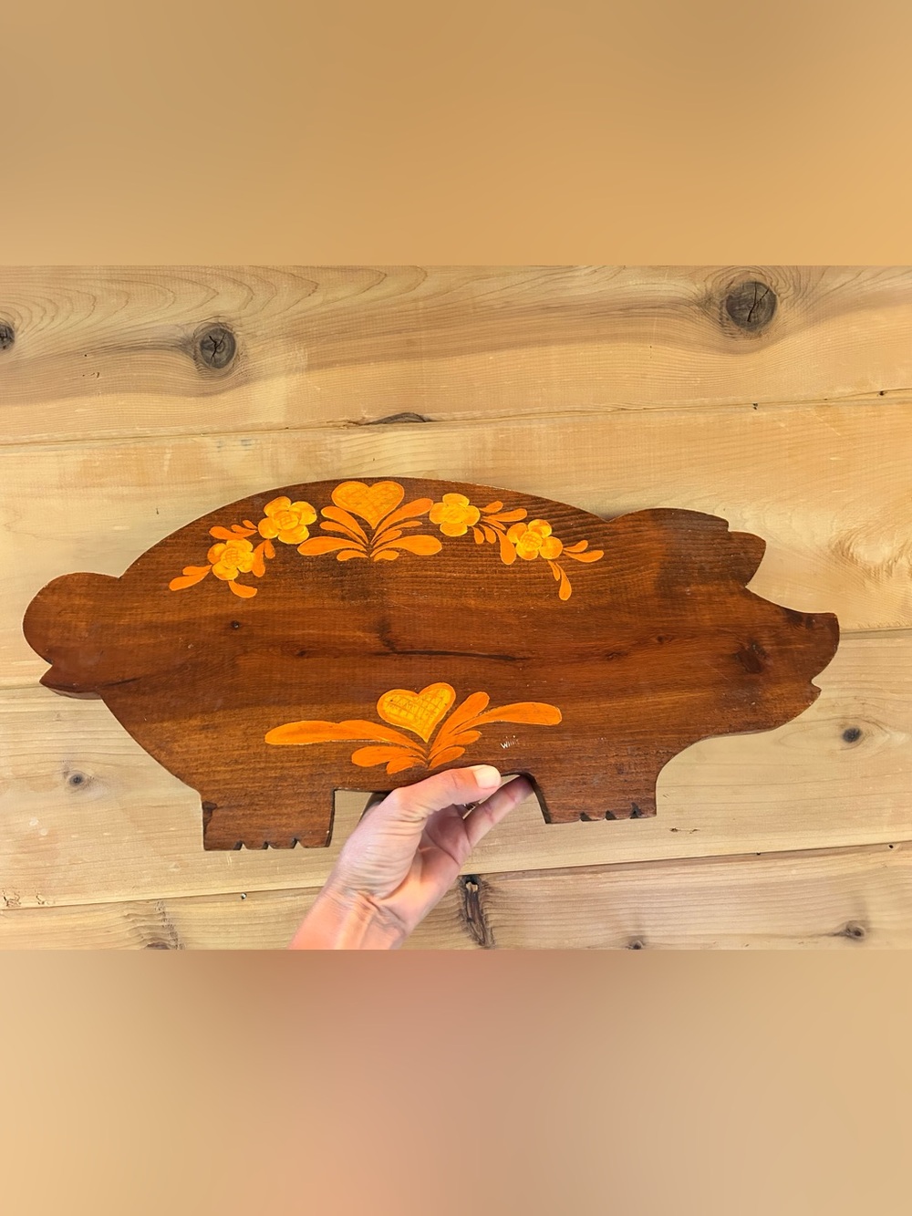 Vintage Hand Painted Wood Pig Wall Plaque Folk Art Cutting Board